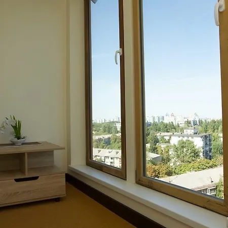 Aparthotel On Klinichna St. *